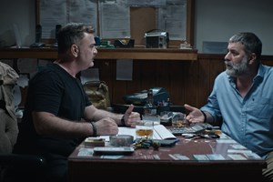 Συνελήφθη ο ηθοποιός Βασίλης Μπισμπίκης-προκάλεσε ζημιές σε αυτοκίνητα και εγκατέλειψε το σημείο - εικόνα 2