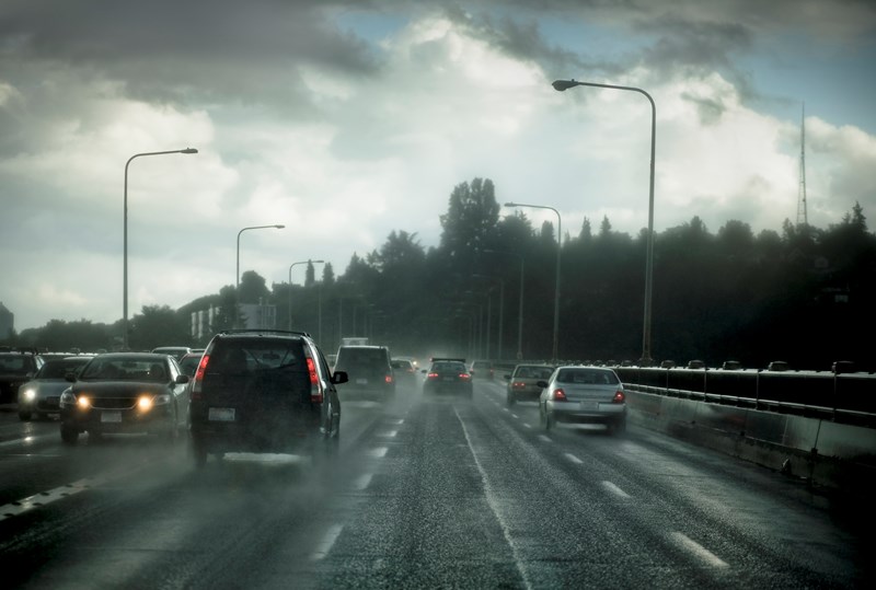 οδήγηση βροχή συμβουλές