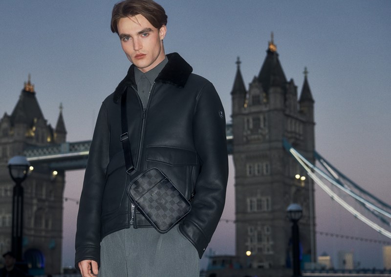 Joop: Η λονδρέζικη αισθητική που ορίζει τη νέα ανδρική μόδα