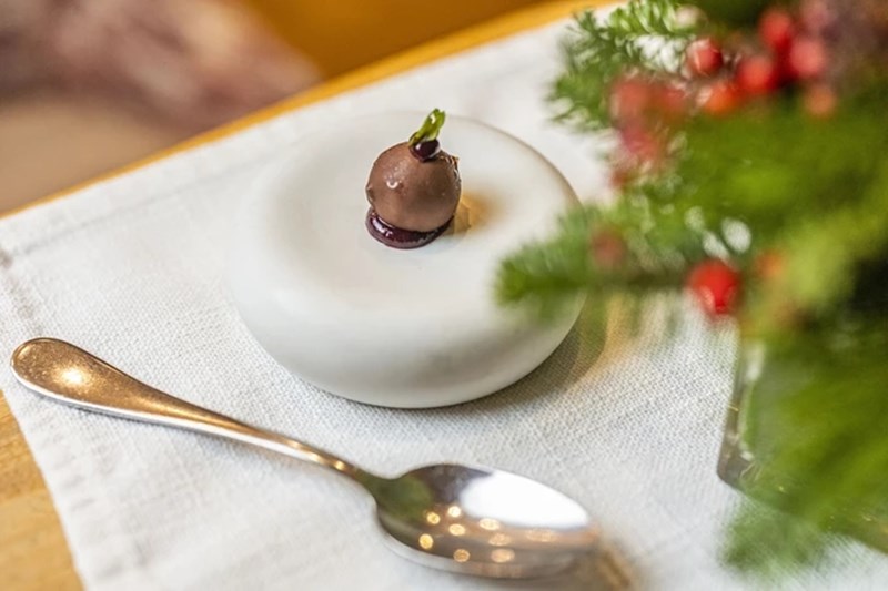 Νόστιμη απόδραση στη Ρόδο μέσω Γλυφάδας, με το εξαιρετικό 'Hellas' 6