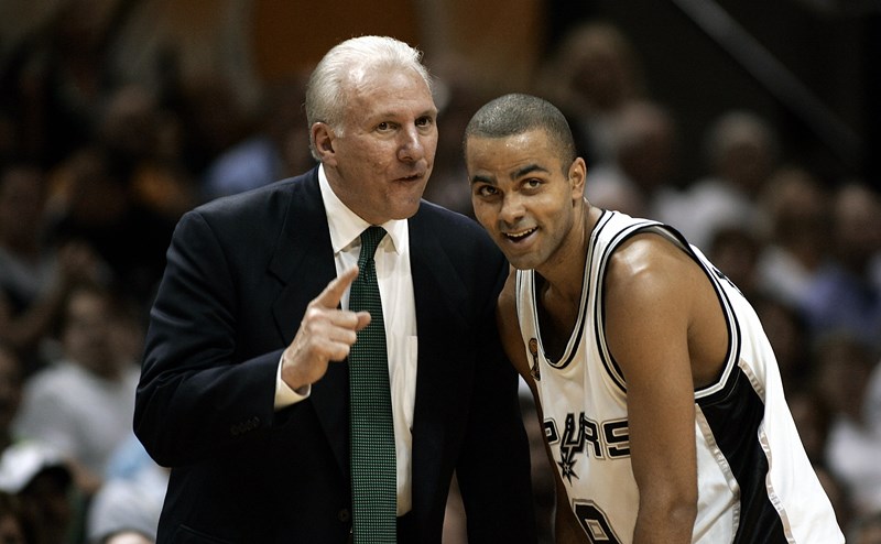 ΤΟΝΙ ΠΑΡΚΕΡ ΓΚΡΕΓΚ ΠΟΠΟΒΙΤΣ