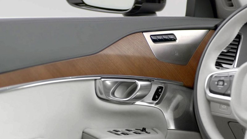 ΣΕΞΙ ΑΥΤΟΚΙΝΗΤΑ