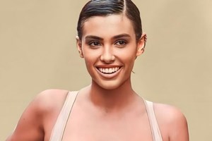 Η Bianca Censori εμφανίστηκε γυμνή στο κόκκινο χαλί των Grammys - εικόνα 2