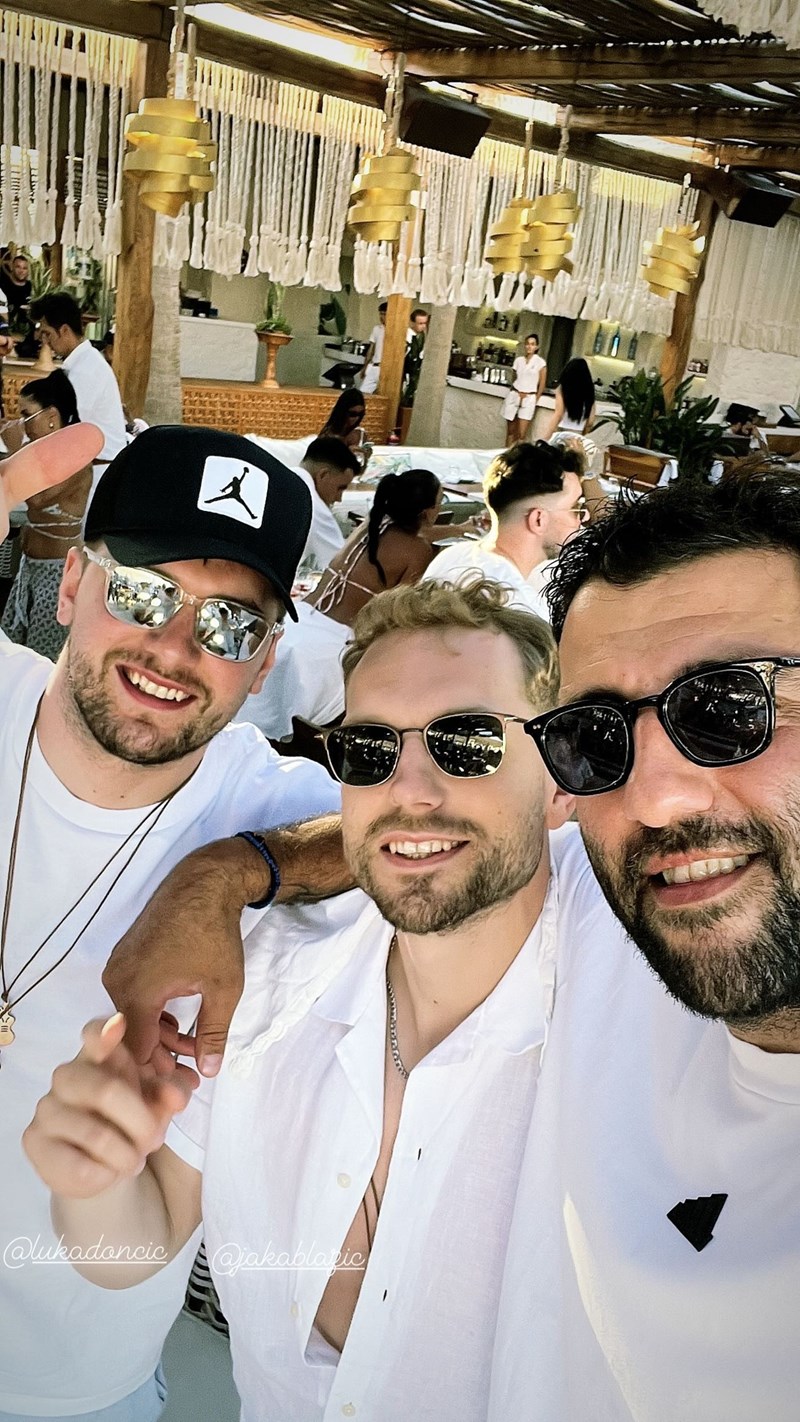 Γιάννης Μπουρούσης