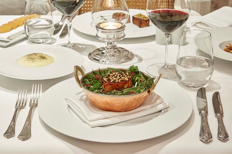 TUDOR HALL ΝΕΟ ΜΕΝΟΥ