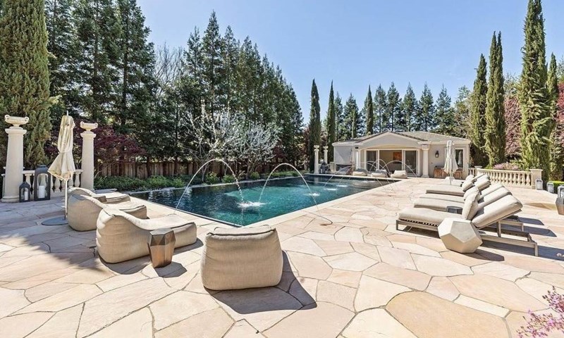 Η έπαυλη του Curry