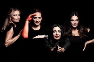 Βρήκαμε τα 'καλύτερα σχόλια' για την 'Κατάρα της Τζέλας Δελαφράγκα' - εικόνα 1