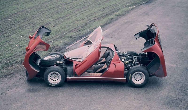 Alfa Romeo 33 Stradale