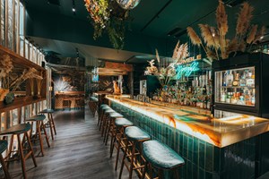 Σε αυτά τα νέα μπαρ πίνει τώρα η Αθήνα - εικόνα 1