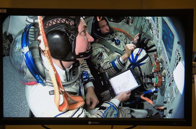 ΑΣΤΡΟΝΑΥΤΕΣ ΥΠΝΟΣ 3