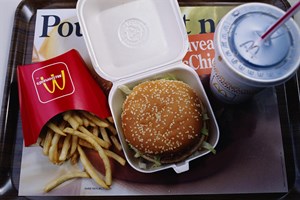 Ένας αιώνας και κάτι Coca-Cola - εικόνα 1