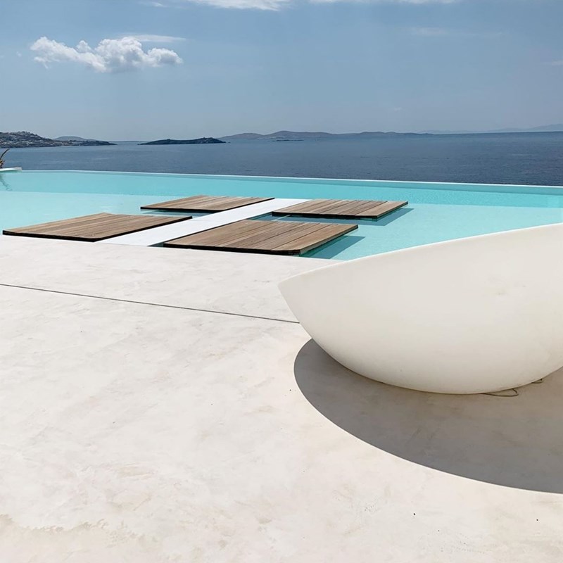 KOUROS HOTEL & SUITES