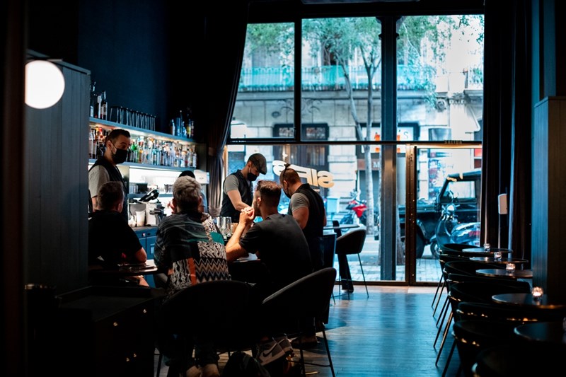 Πώς είναι να πίνεις στο καλύτερο μπαρ του κόσμου 1