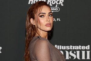 Όλοι μιλούν για το τατουάζ του Machine Gun Kelly που άλλαξε το σώμα του - εικόνα 1