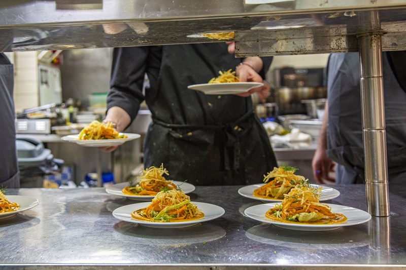 Το Μικρό Καράβι της Τήνου στο Symposio at Ark 6