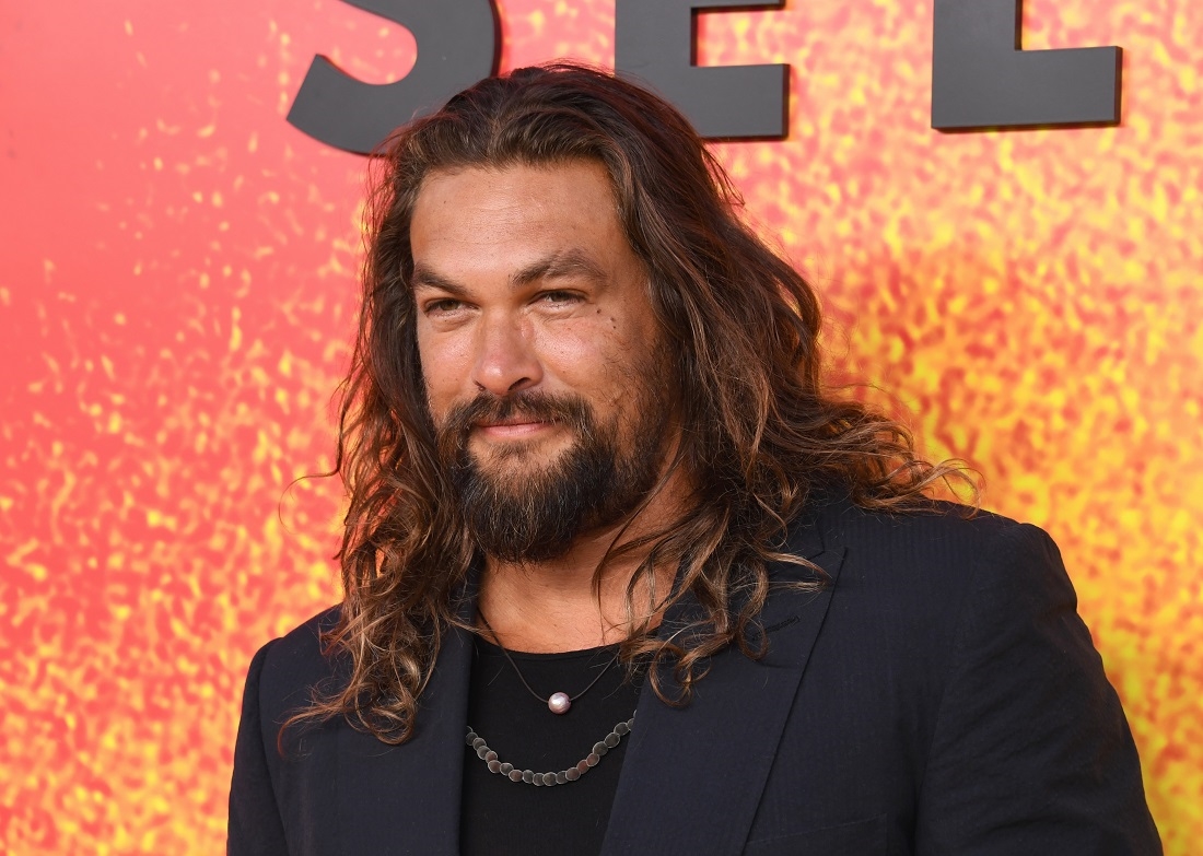 O Jason Momoa έβαλε το biker jacket που θα φορούσαμε και χωρίς μηχανή - εικόνα 1