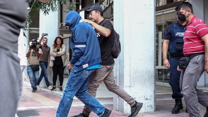 Τα ψέματα και τα βίντεο που 'καίνε' τον ύπαρχο και τον καπετάνιο του Blue Horizon - εικόνα 1
