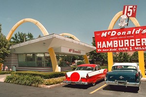 Κλείνει η Tupperware και τα τάπερ γίνονται πια συλλεκτικά - εικόνα 2