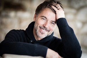 Ο απόλυτος φθινοπωρινός οδηγός φροντίδας προσώπου για τον άνδρα - εικόνα 1