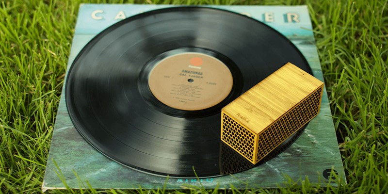 Φορητό πικάπ RokBlok