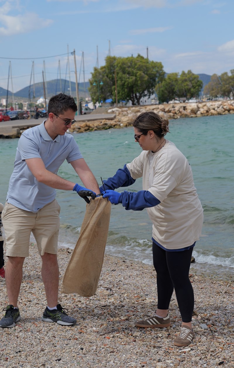 καθαρισμος παραλίας