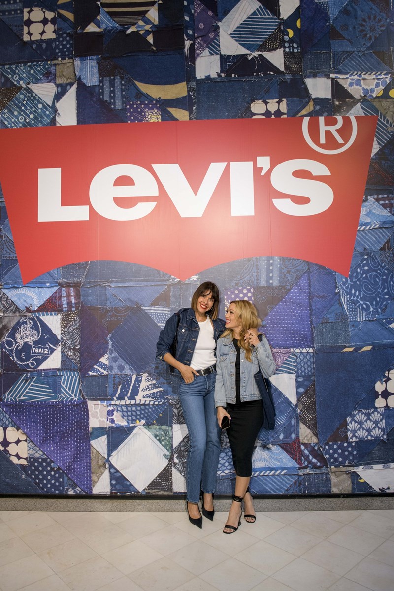 Levi's