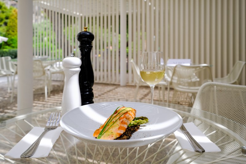 NERO ΛΙΜΝΗ ΒΟΥΛΙΑΓΜΕΝΗΣ 7