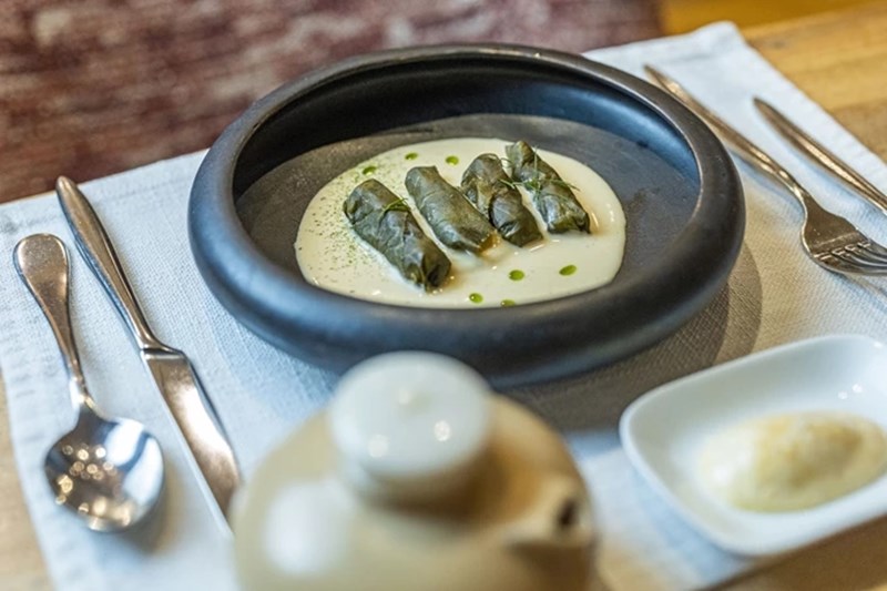 Νόστιμη απόδραση στη Ρόδο μέσω Γλυφάδας, με το εξαιρετικό 'Hellas' 2