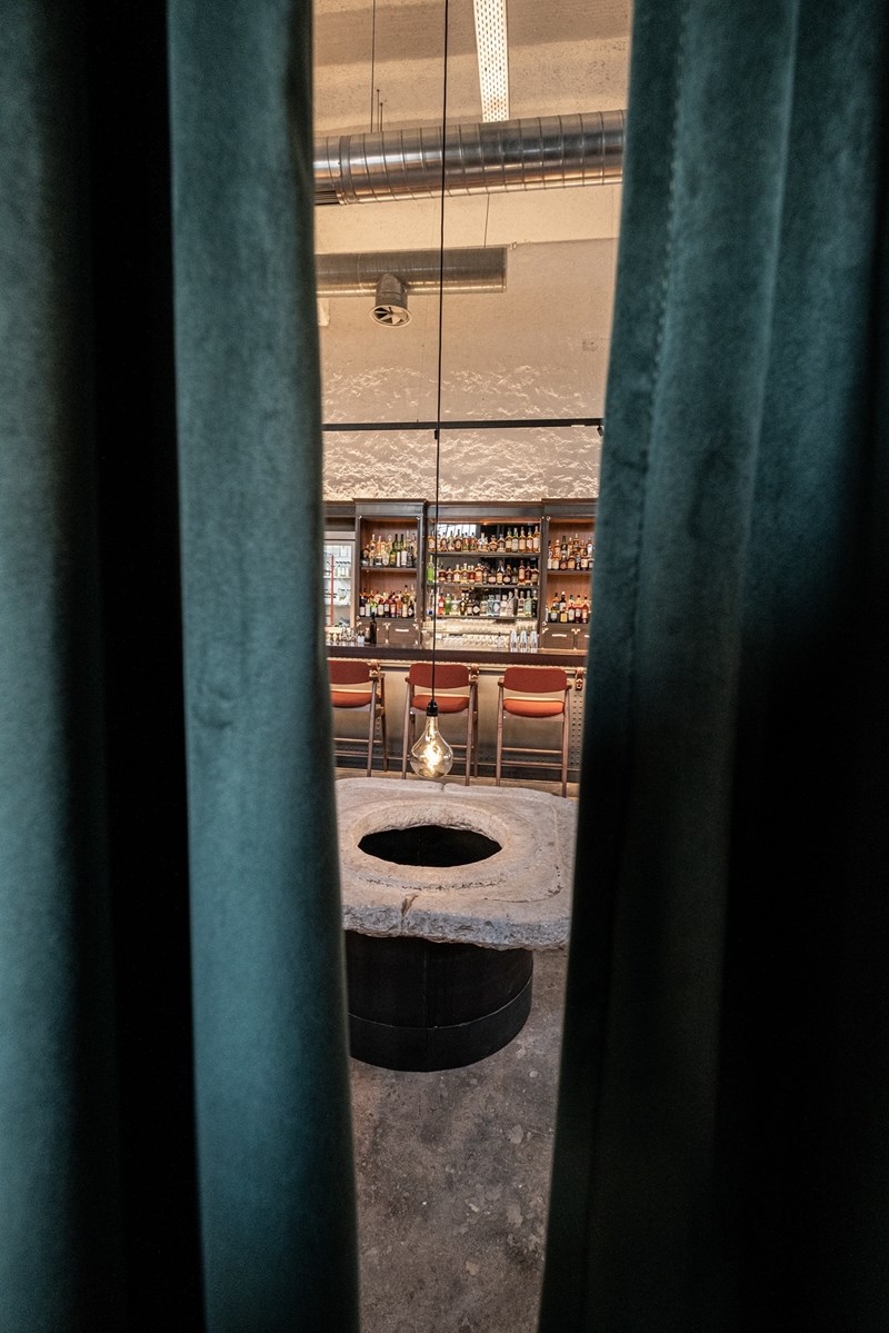 LINE ATHENS ΚΑΤΩ ΠΕΤΡΑΛΩΝΑ 7