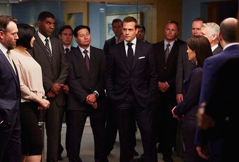 στο γραφείο κομπασμός