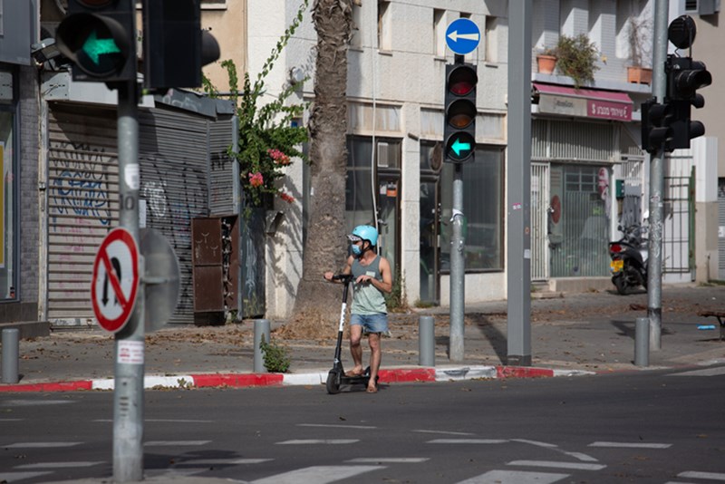PERSON WITH FACE MASK