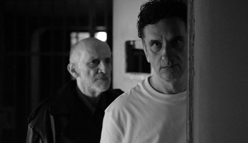 τελευταια εξοδος