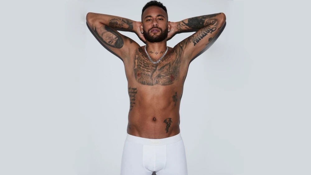 Δηλαδή τώρα εσύ θα φορούσες τα αντρικά εσώρουχα της Kim Kardashian; - εικόνα 1