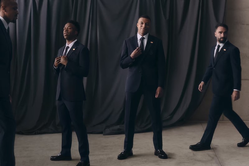 Η φωτογράφιση των παικτών της Ρεάλ Μαδρίτης με τη Louis Vuitton.