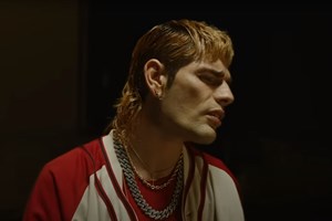 Η επιστροφή του Christine and the Queens είναι γένους αρσενικού - εικόνα 3