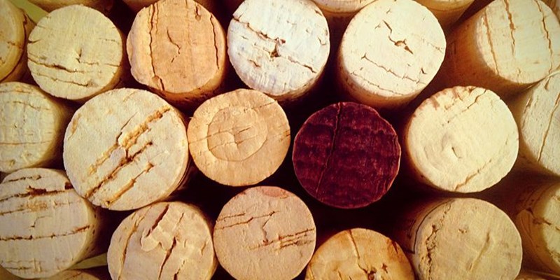 ΑΠΟΘΗΚΕΥΣΗ ΚΡΑΣΙΟΥ 4