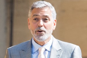 Τι πρέπει να κάνεις για να γκριζάρουν λιγότερο - ή καθόλου- τα μαλλιά σου - εικόνα 1