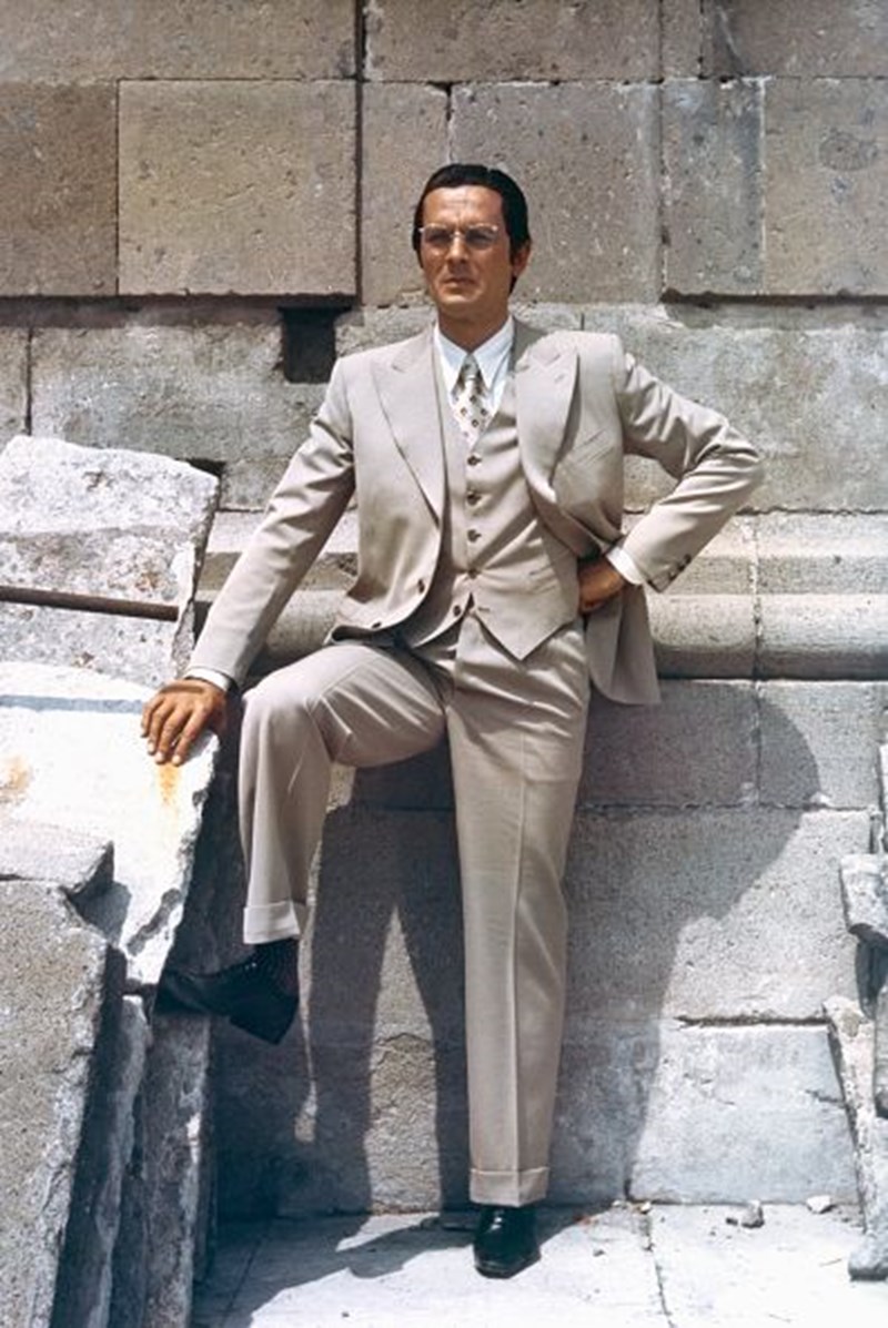 ΑΛΕΝ ΝΤΕΛΟΝ ΣΤΥΛ