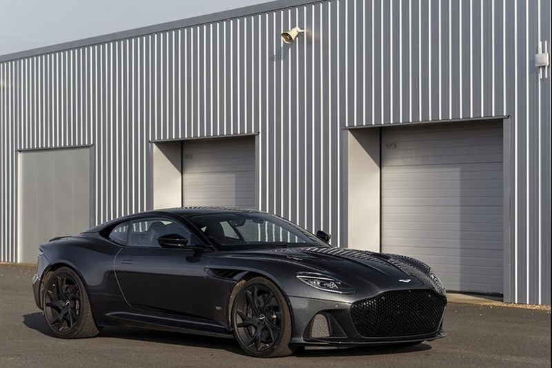 Aston Martin DBS