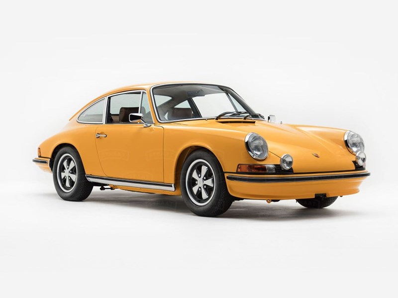 ΣΕΞΙ ΑΥΤΟΚΙΝΗΤΑ