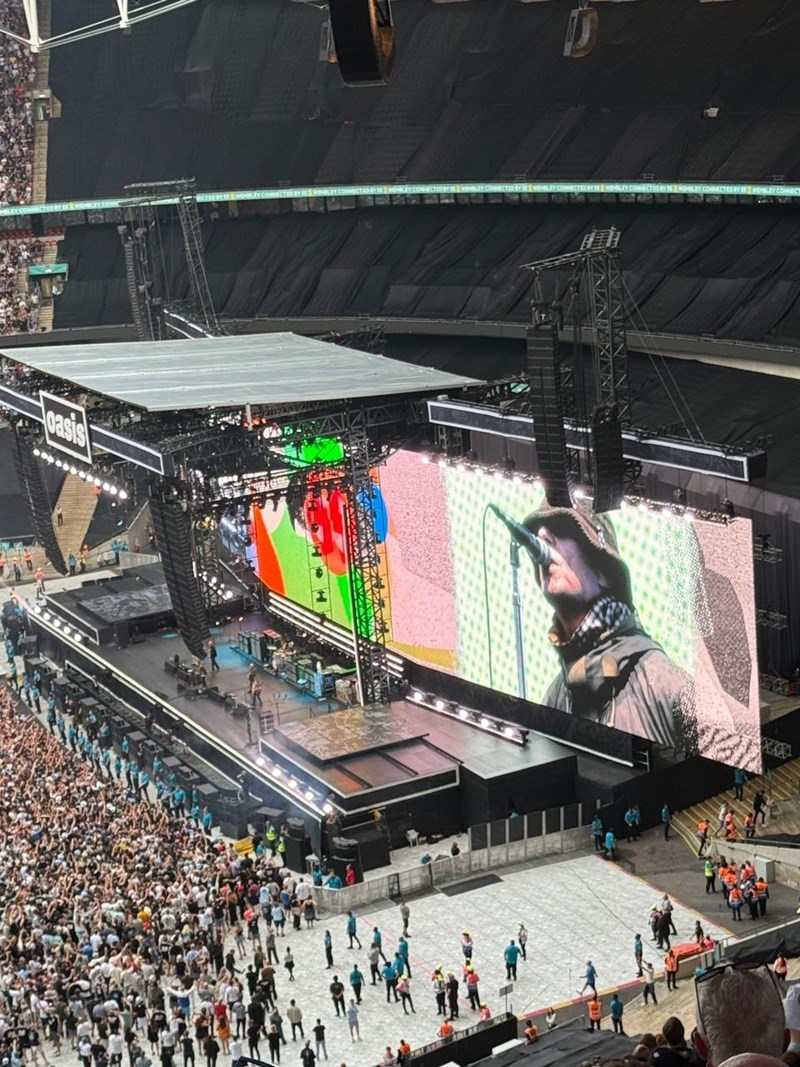 Φωτογραφία από το live των Oasis