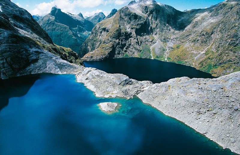 ΜΙΛΦΟΡΝΤ ΝΕΑ ΖΗΛΑΝΔΙΑ