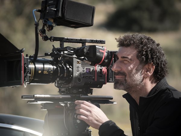 Συνέντευξη: Η ωμή αλήθεια του Γιάννη Οικονομίδη