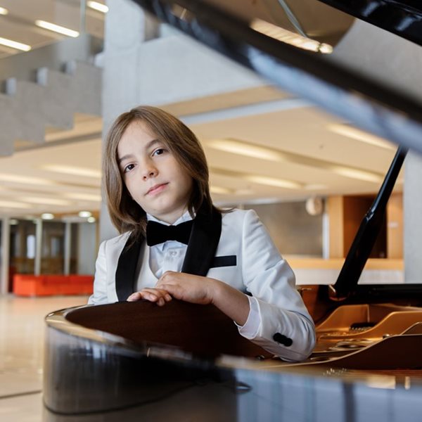 Στέλιος Κερασίδης, ένα τεράστιο μουσικό ταλέντο μόλις 9 ετών