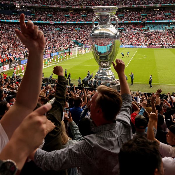 Ο ΠΟΥ ανησυχεί για τις συνέπειες του τελικού του Euro