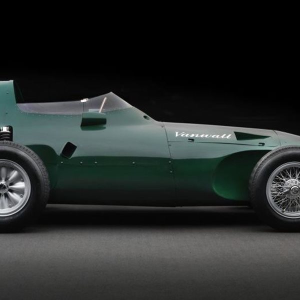 Η θρυλική Vanwall του 1958 έρχεται ξανά στη ζωή