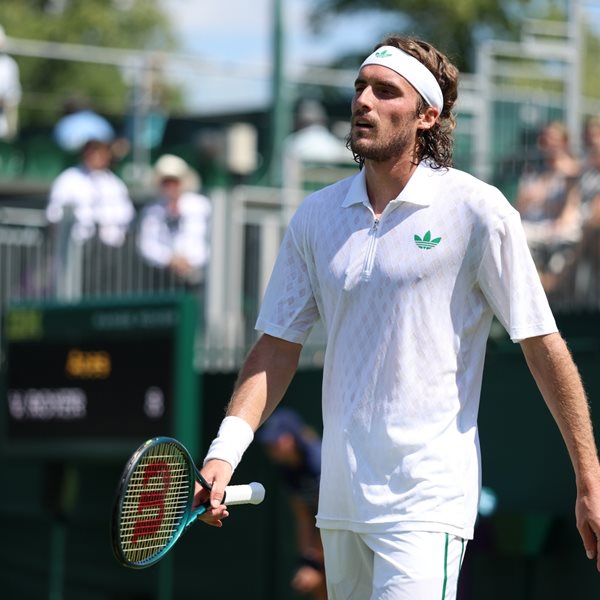 Τι συμβαίνει τελικά με τον Στέφανο Τσιτσιπά