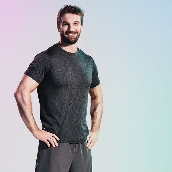 Πώς θα σταματήσει να σε πονά η πλάτη σου μετά την προπόνηση