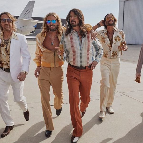 Οι Foo Fighters γυρνούν στα 70s