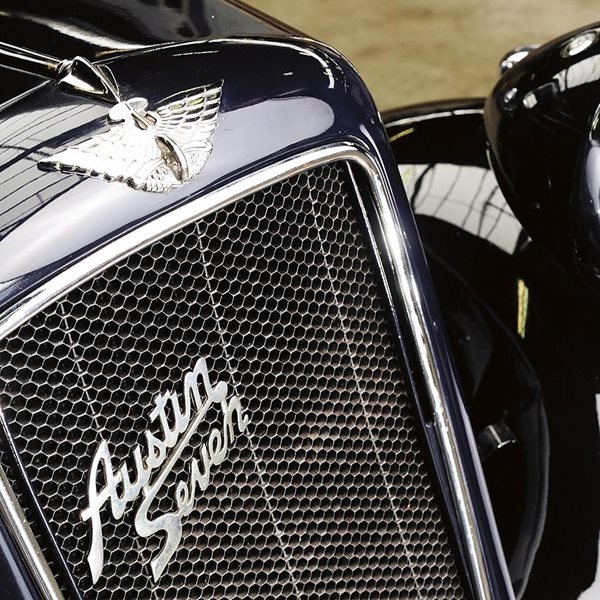 Αυτό το coffee table ίσως είναι το ομορφότερο αντρικό δώρο για τα Χριστούγεννα